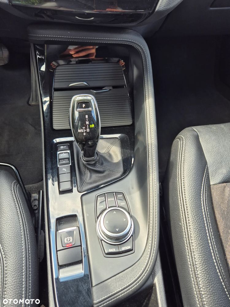 BMW X1 sDrive18d Advantage sport - 24