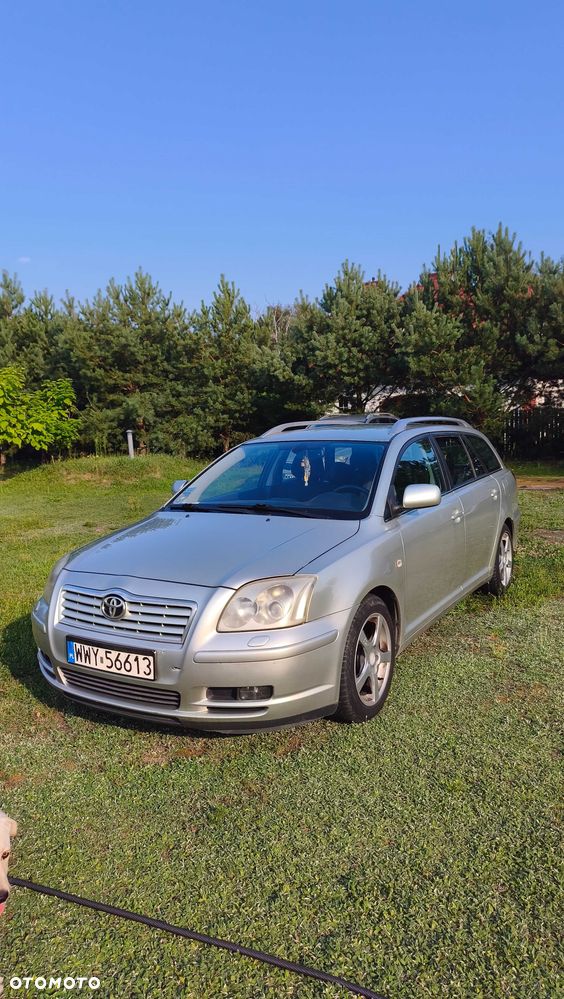 Toyota Avensis - 1