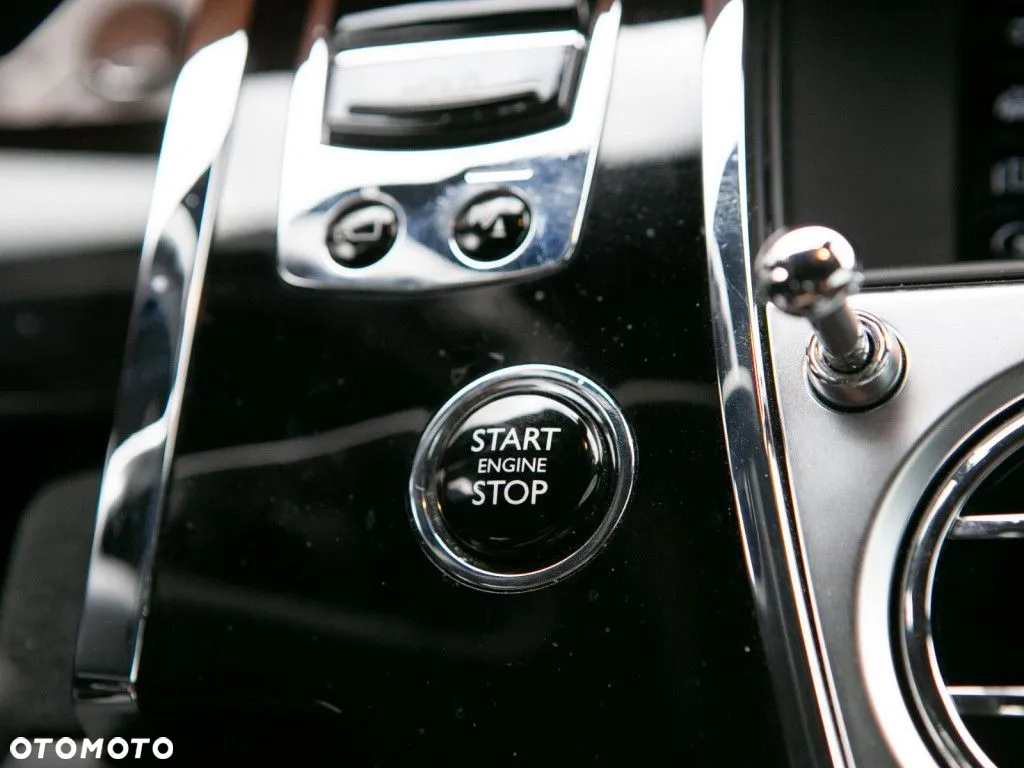 Rolls-Royce Wraith Black Badge - 20