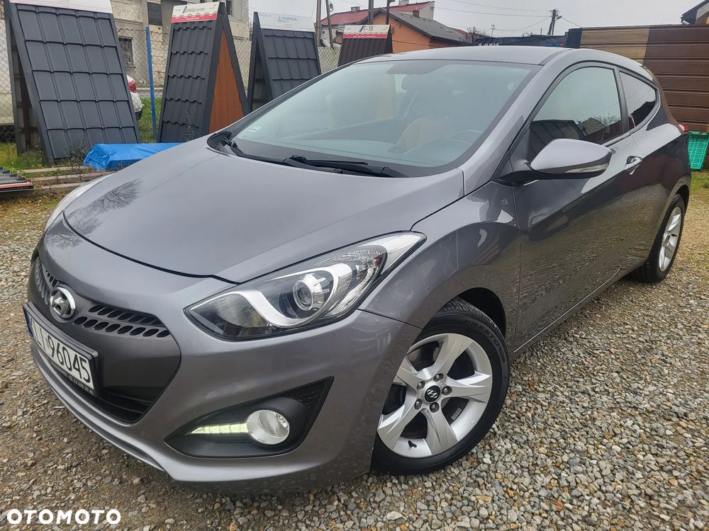 Hyundai i30 1.6 GDI Comfort - 1