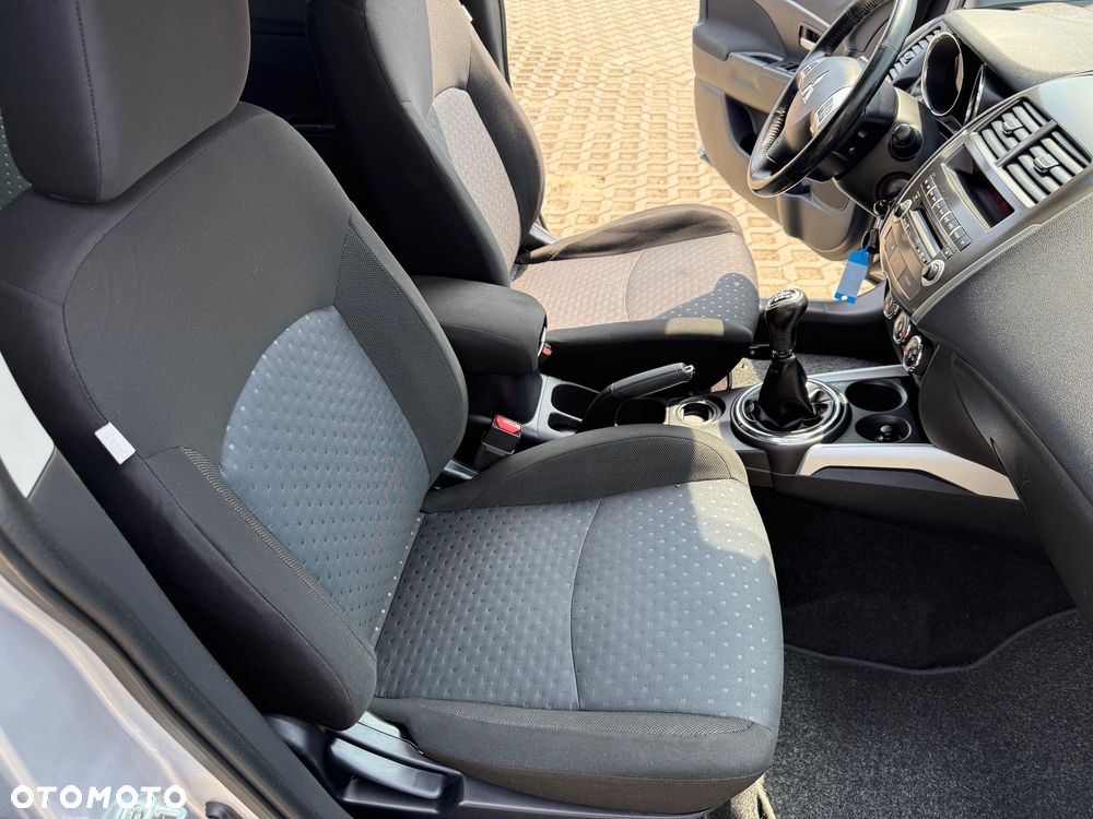 Mitsubishi ASX 1.6 2WD - 19