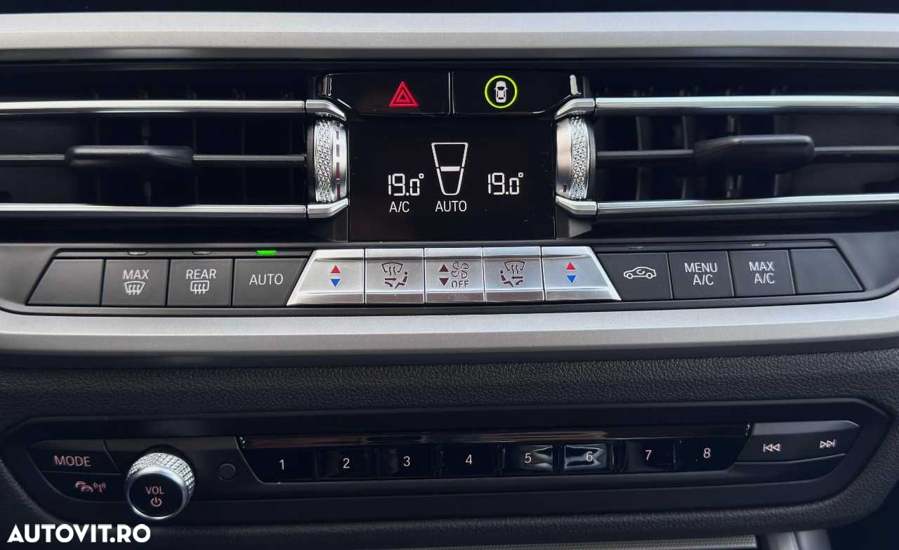 BMW Seria 3 318i AT - 25