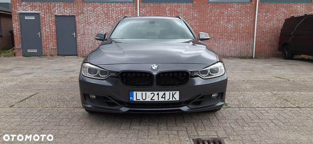 BMW Seria 3 330d Sport Line - 35