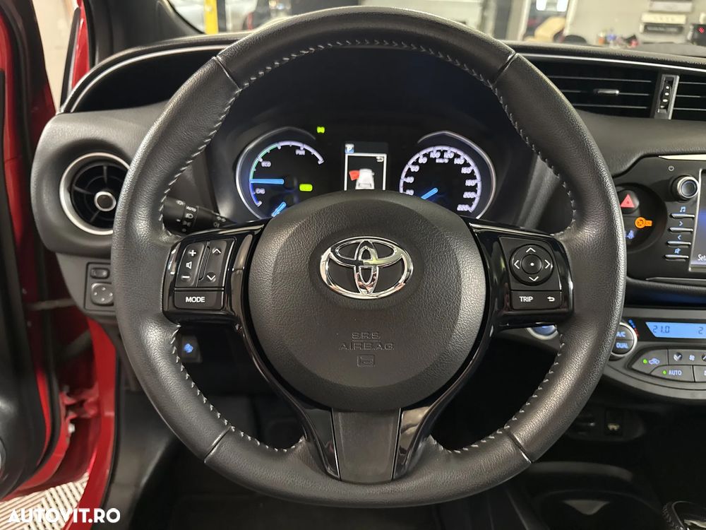 Toyota Yaris - 16