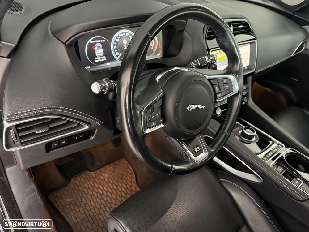 Jaguar F-Pace 2.0 i4D R-Sport Aut. - 13