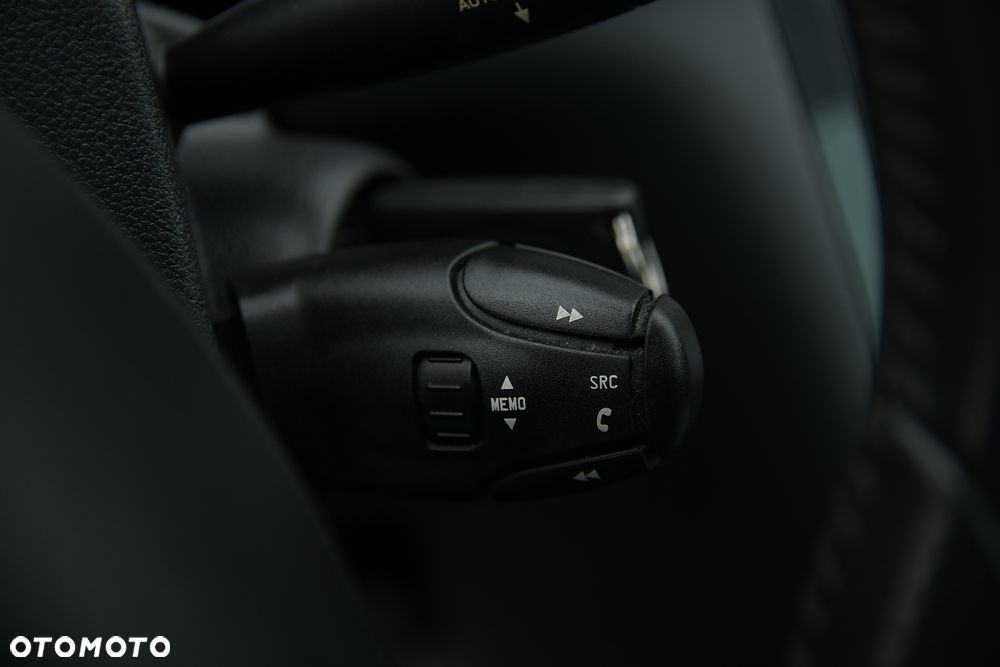 Peugeot 3008 ver-1-6-2wd-trend - 33