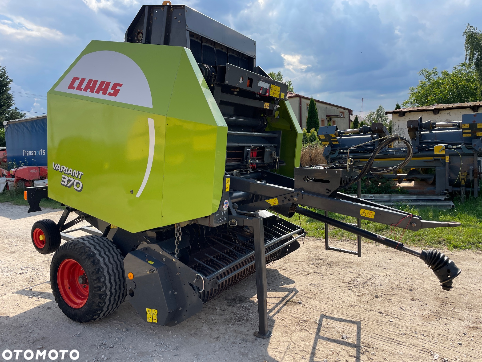 Claas Variant 370 - 2