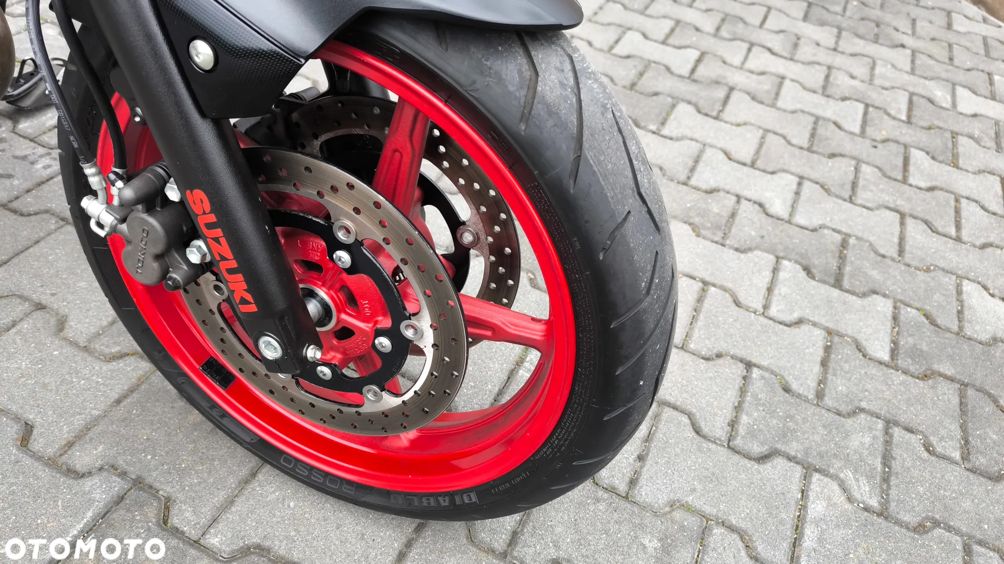 Suzuki SV - 28