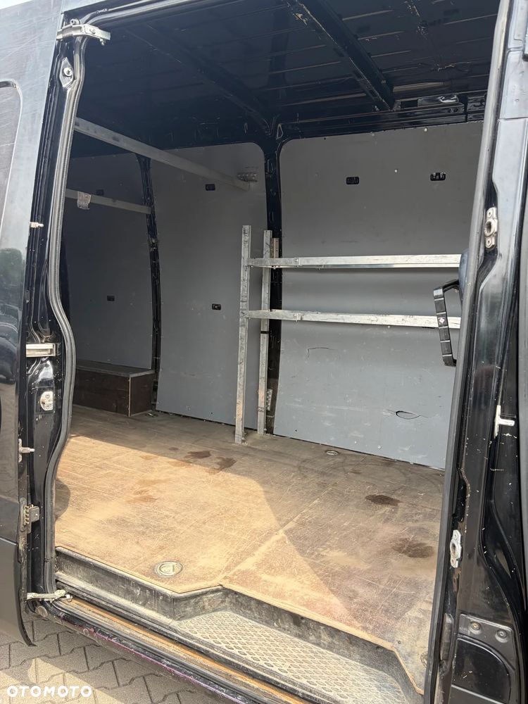 Iveco DAILY 35S18 - 23