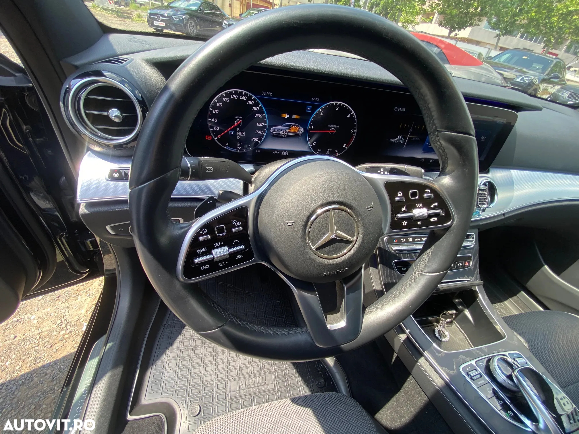 Mercedes-Benz E 220 d 4Matic 9G-TRONIC Sportstyle Edition - 17