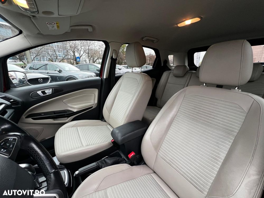 Ford EcoSport - 11
