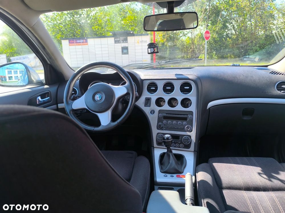 Alfa Romeo 159 1.9JTS Impression - 7