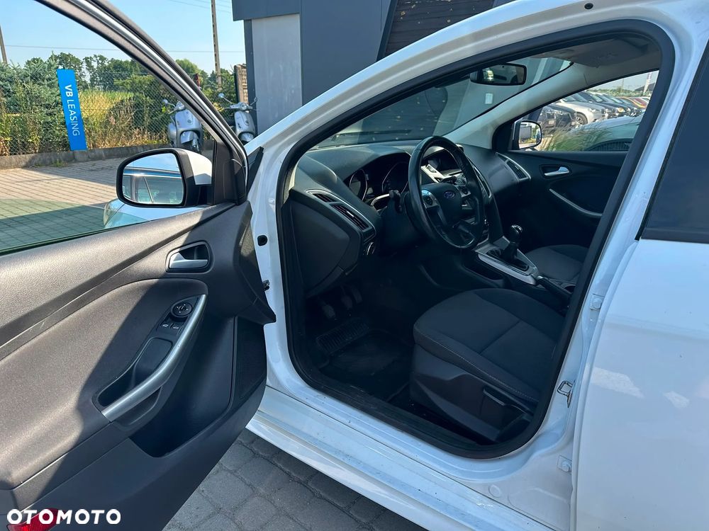 Ford Focus 1.0 EcoBoost Trend Sport - 16