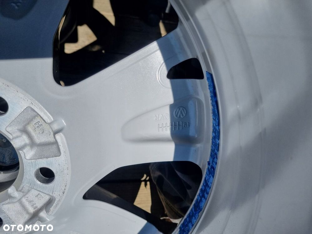 VW TOUAREQ III 760,AUDI Q7,A5,A4 ALLROAD alufelgi 8X18ET25 5X112,super stan - 9