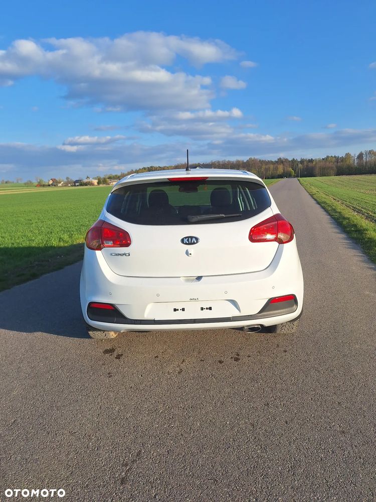 Kia Ceed 1.6 GDI DCT Platinum Edition - 5