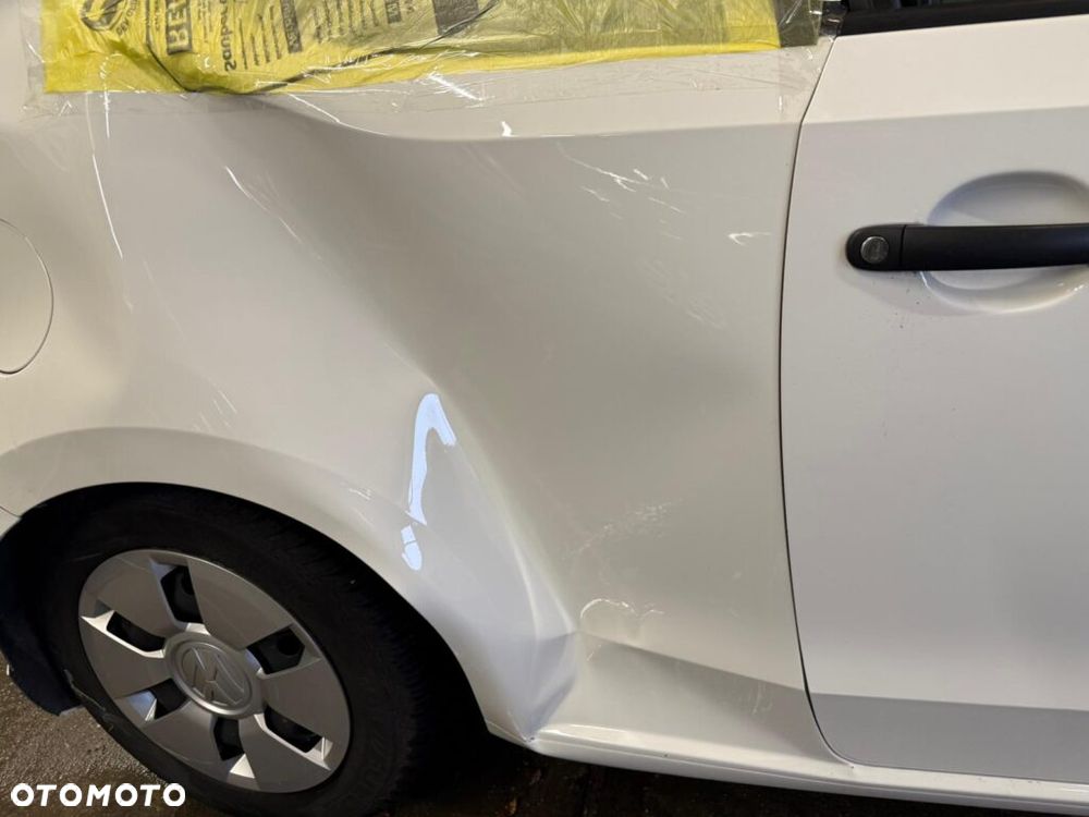 Volkswagen up! club - 14