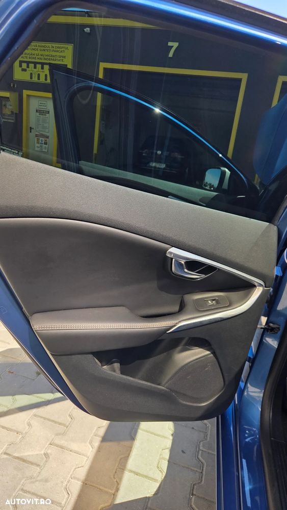 Volvo V40 - 10