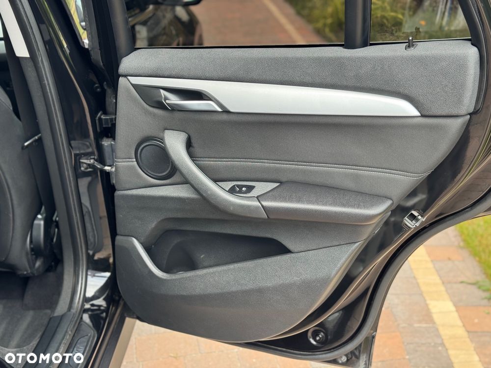 BMW X1 sDrive18d Advantage sport - 12