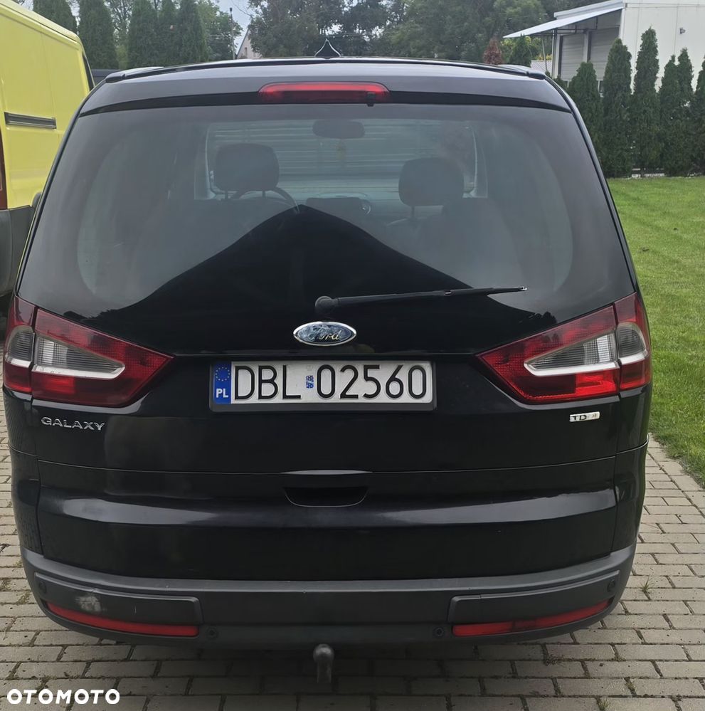 Ford Galaxy 2007 photo 4
