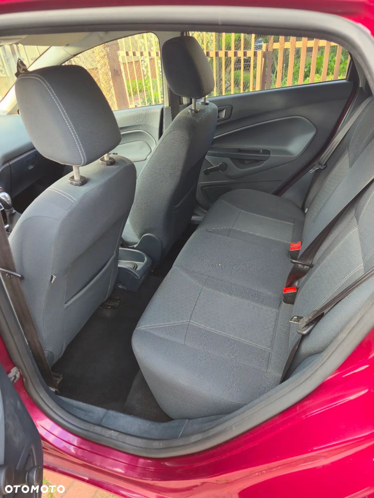 Ford Fiesta 1.6 TDCi DPF Platinium X - 4