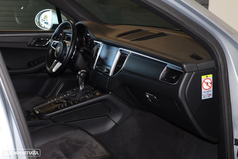 Porsche Macan Standard - 14