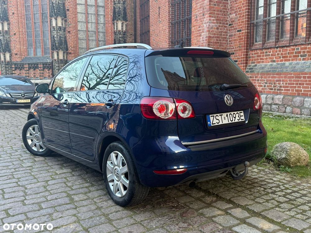 Volkswagen Golf Plus 1.6 TDI Comfortline - 3