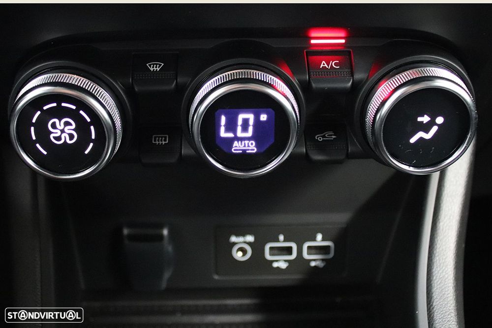 Renault Captur 1.0 TCe Techno Bi-Fuel - 13