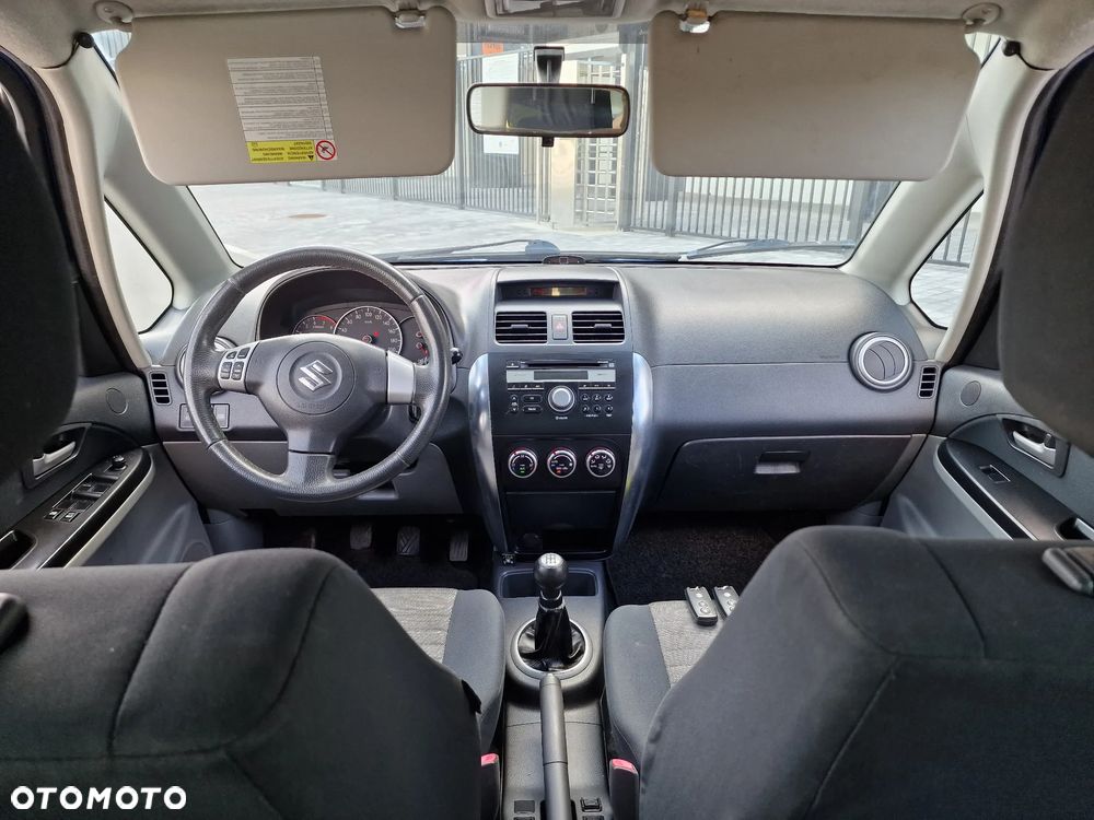 Suzuki SX4 - 17
