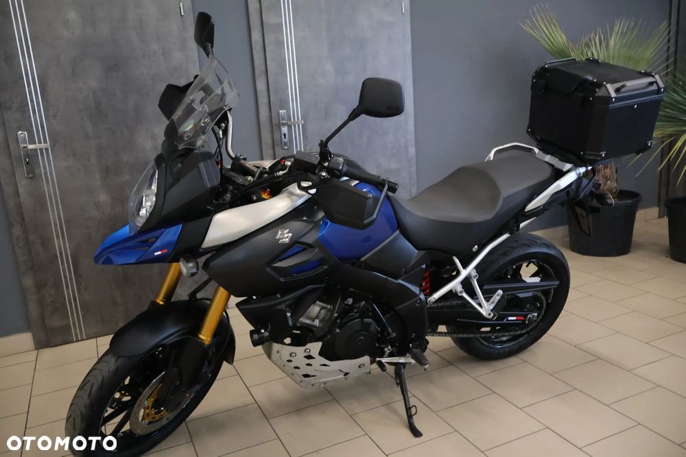 Suzuki DL - 17