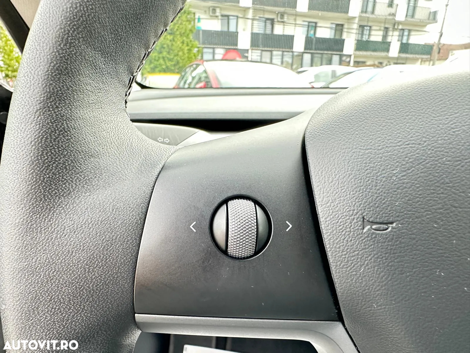 Tesla Model 3 Langstreckenbatterie Allradantrieb Dual Motor Performance - 34