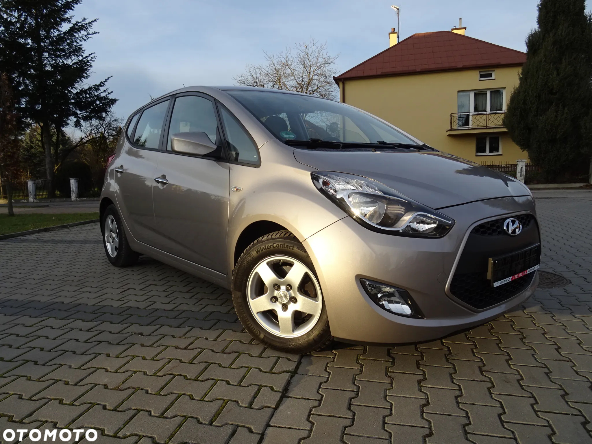 Hyundai ix20 1.4 blue Comfort - 13