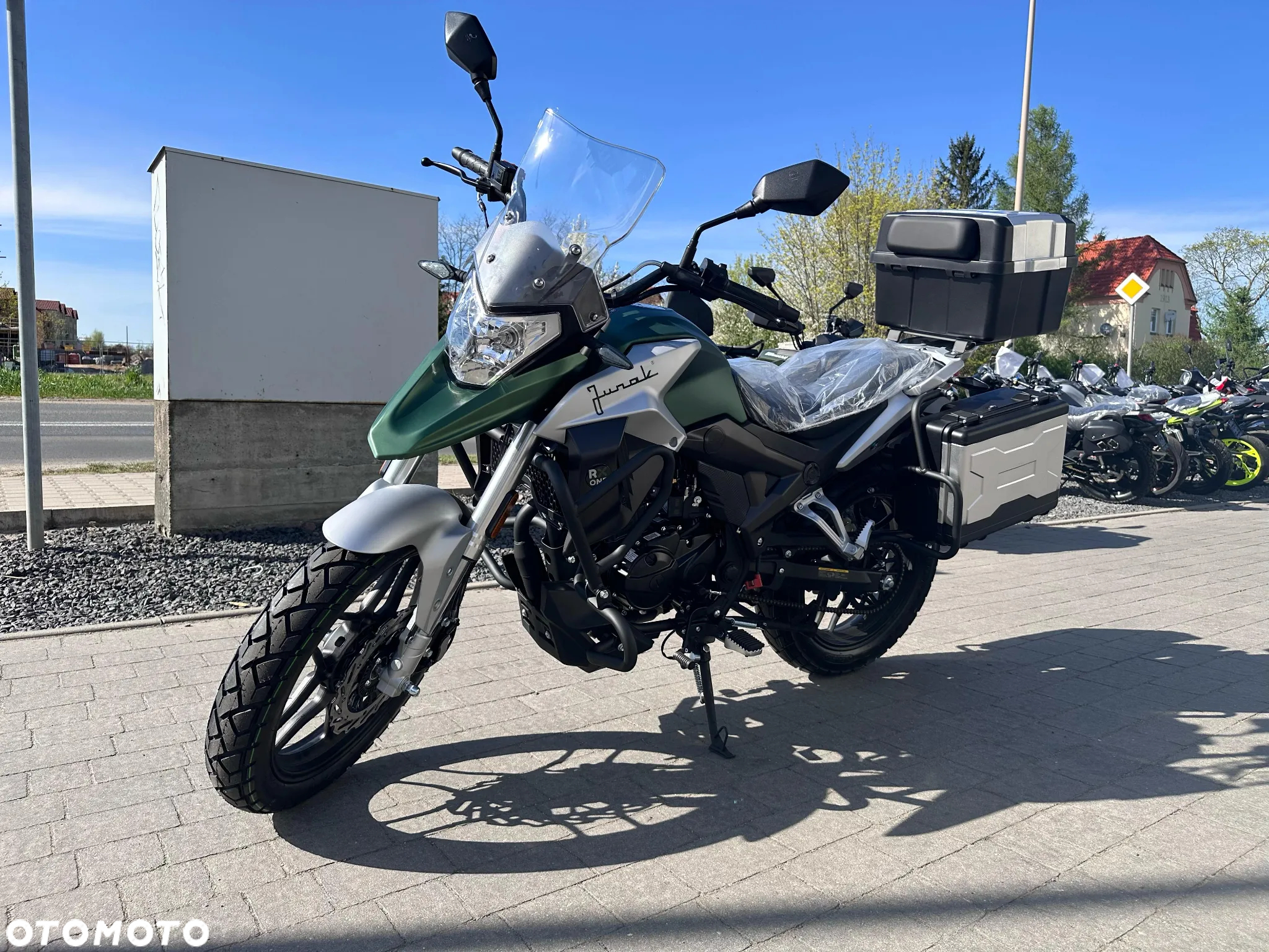 Junak RX One - 10