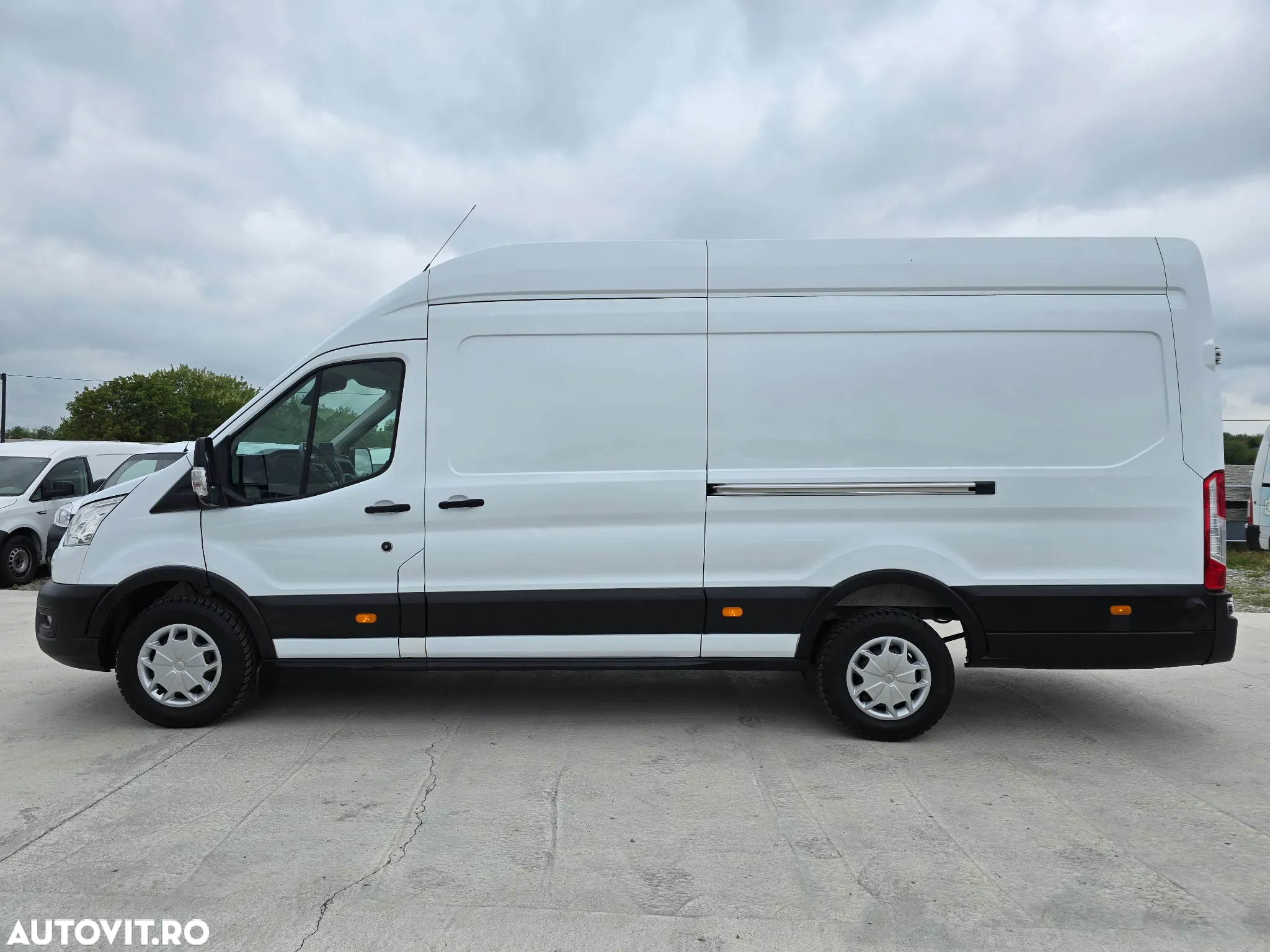 Ford New Transit L4H3 - 11