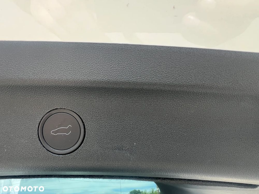 Tesla Model Y RWD - 20