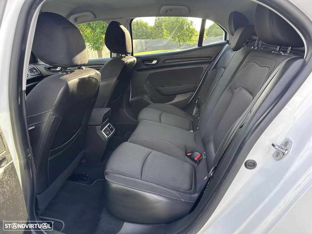 Renault Mégane 1.5 Blue dCi Intens - 36