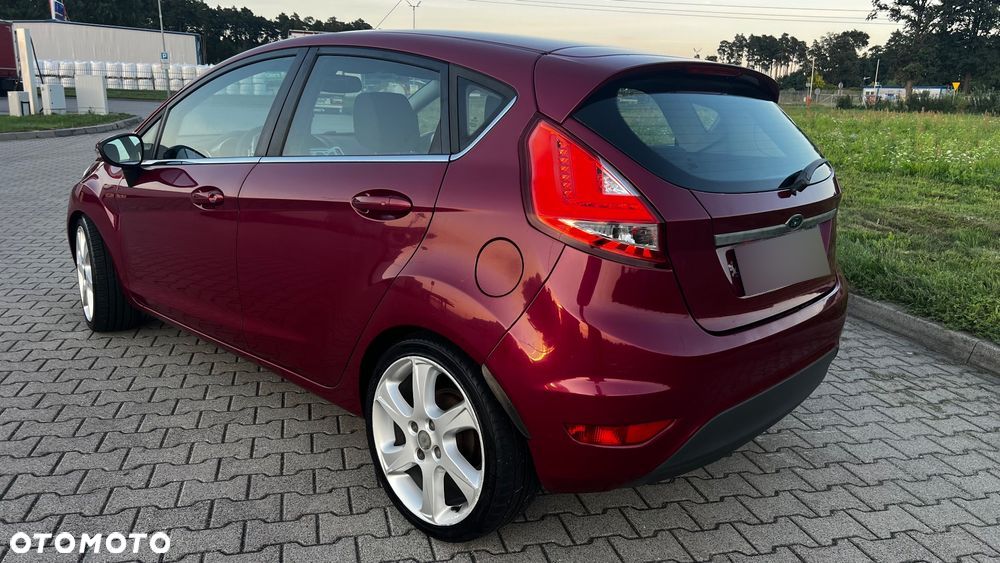 Ford Fiesta 1.25 Platinium X - 2