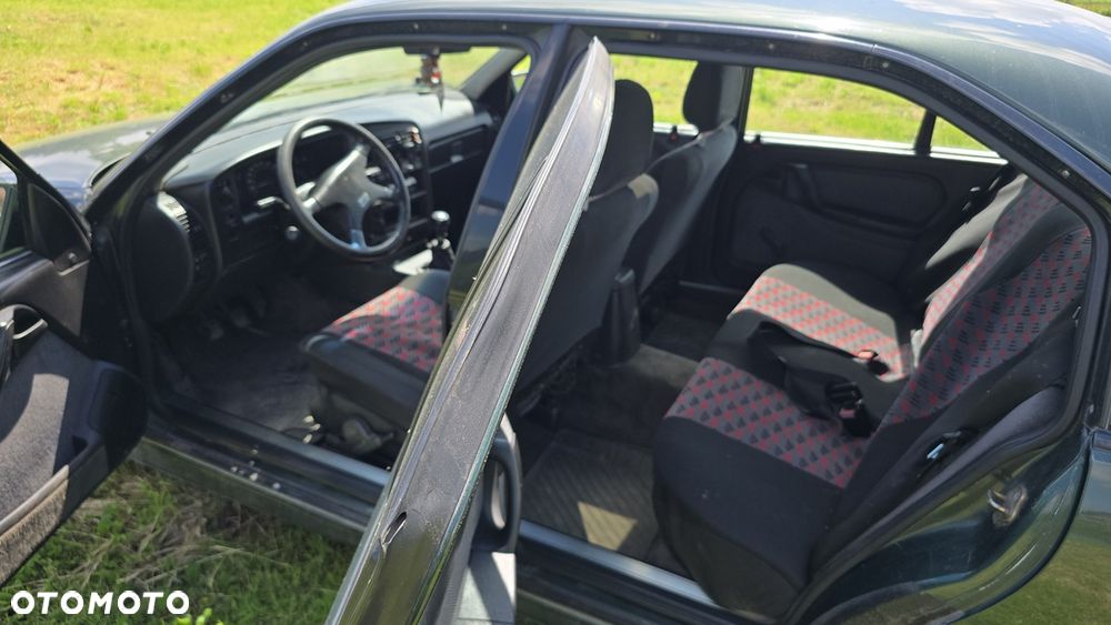 Opel Omega - 8