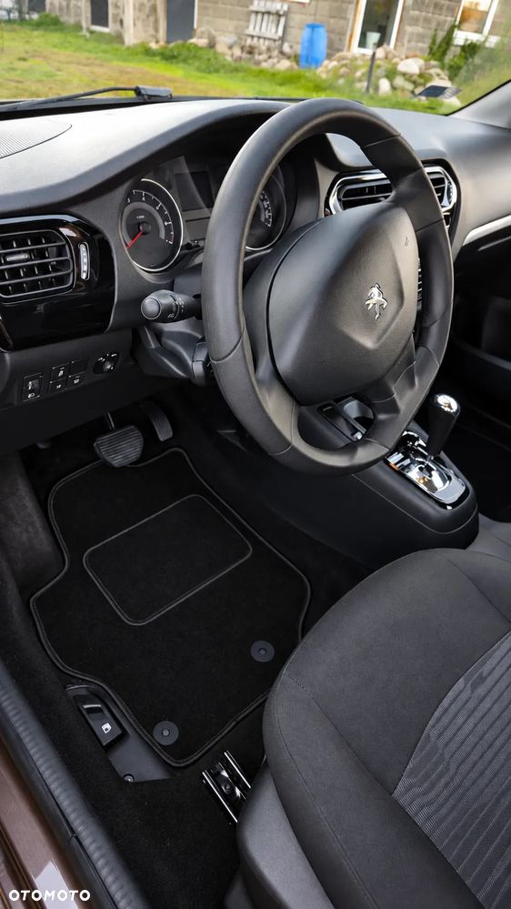 Peugeot 301 1.2 Pure Tech Active S&S ETG - 16