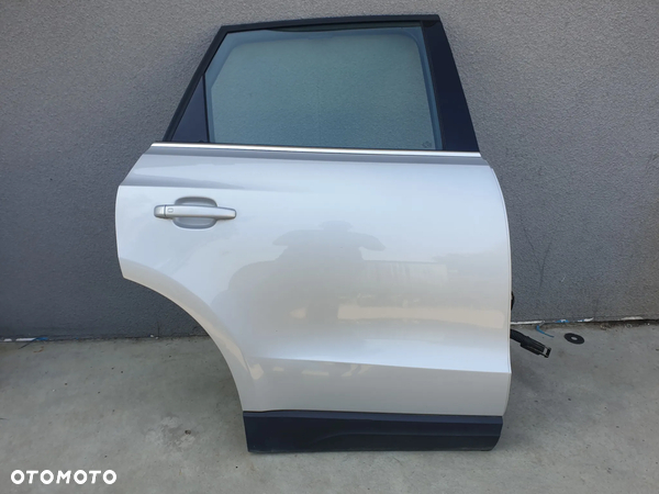 DRZWI PRAWY TYŁ TYLNE KOMPLETNE  LX7W AUDI Q5 8R