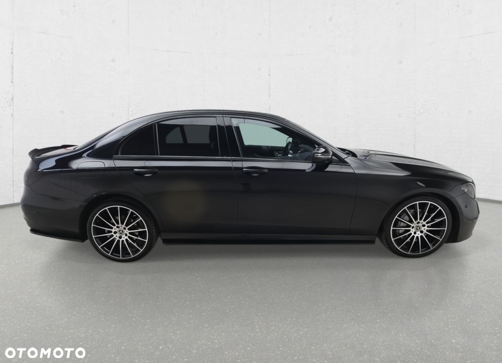 Mercedes-Benz Klasa E 220 d 4-Matic AMG/Avantgarde - 8