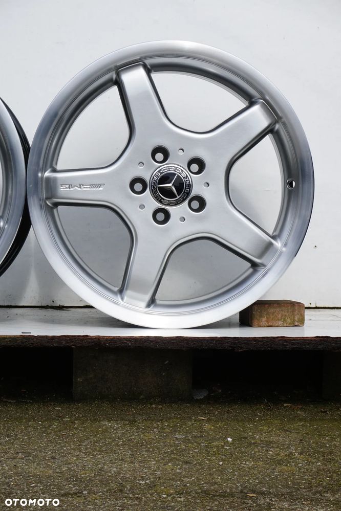 Mercedes W211 EQC 5x112 18 8J et30 9J et39 - 11