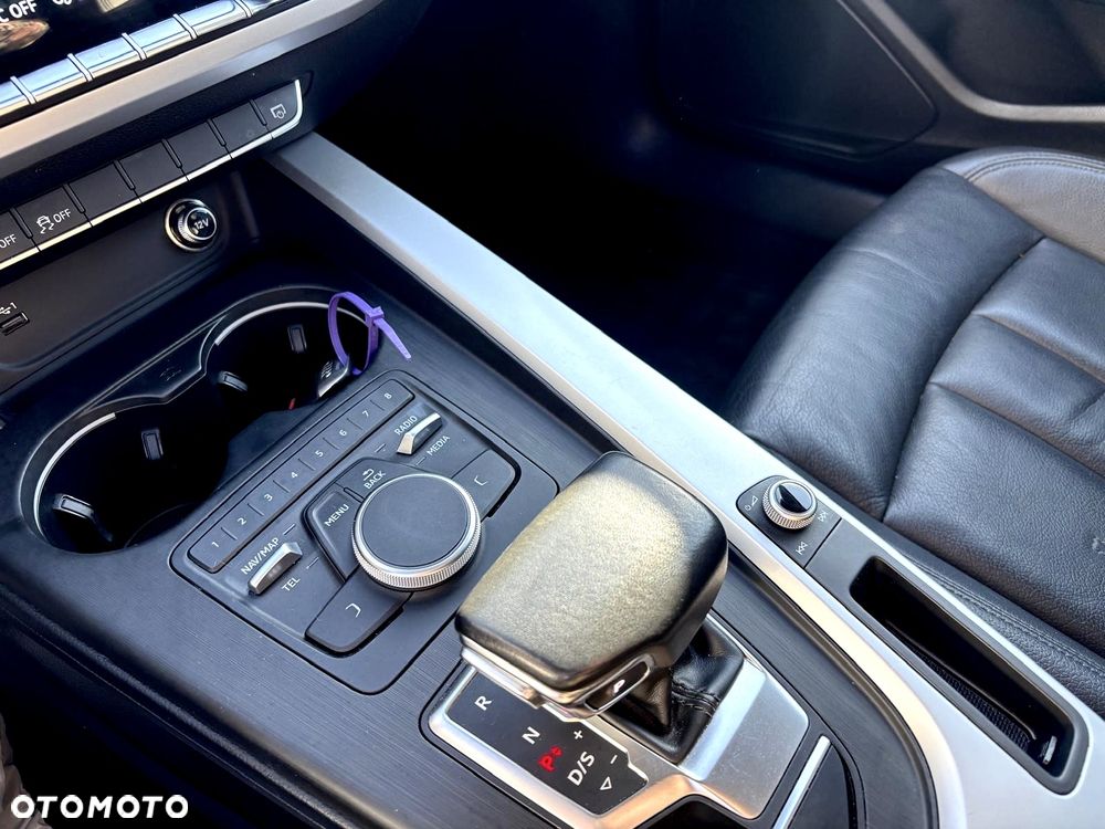 Audi A4 Limousine 45 TFSI quattro S tronic - 16