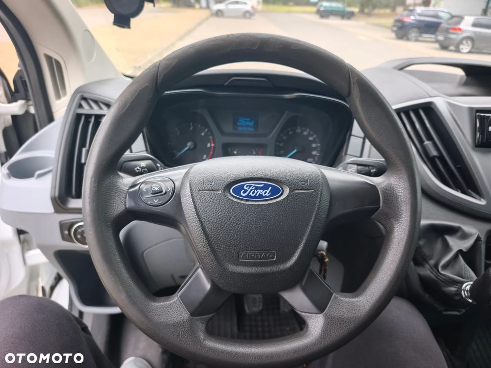 Ford TRANSIT - 23
