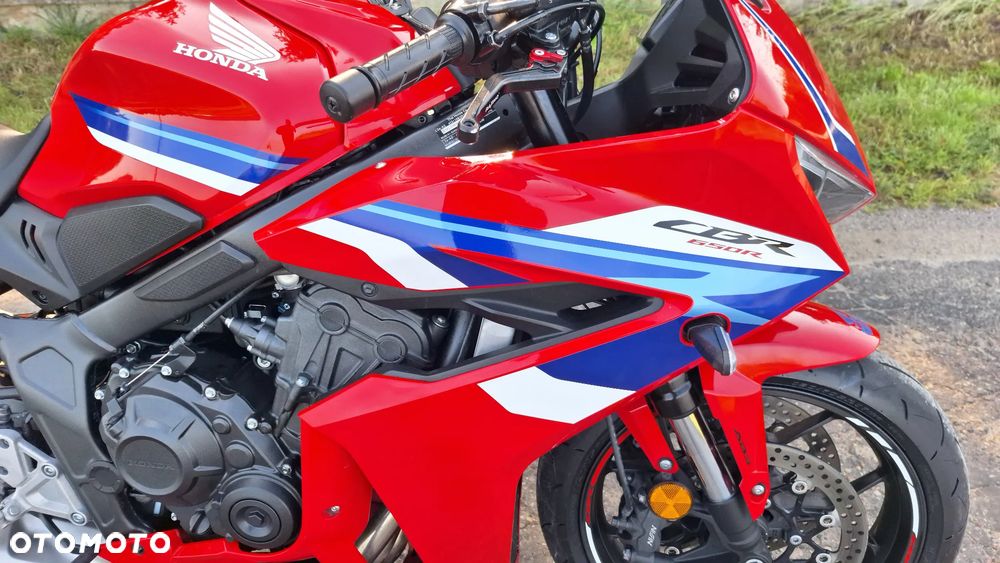 Honda CBR - 26