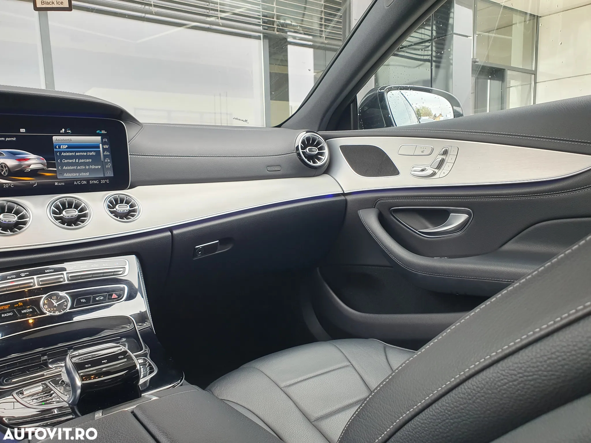 Mercedes-Benz CLS 450 4MATIC Aut - 27