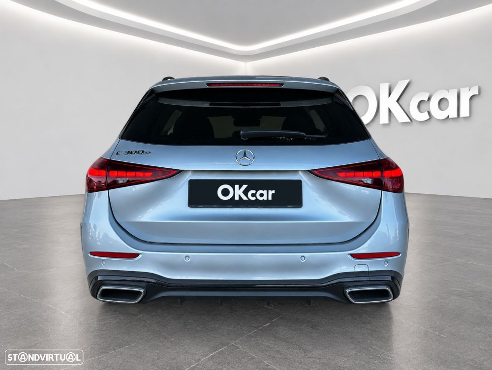 Mercedes-Benz C 300 e T 9G-TRONIC AMG Line - 12