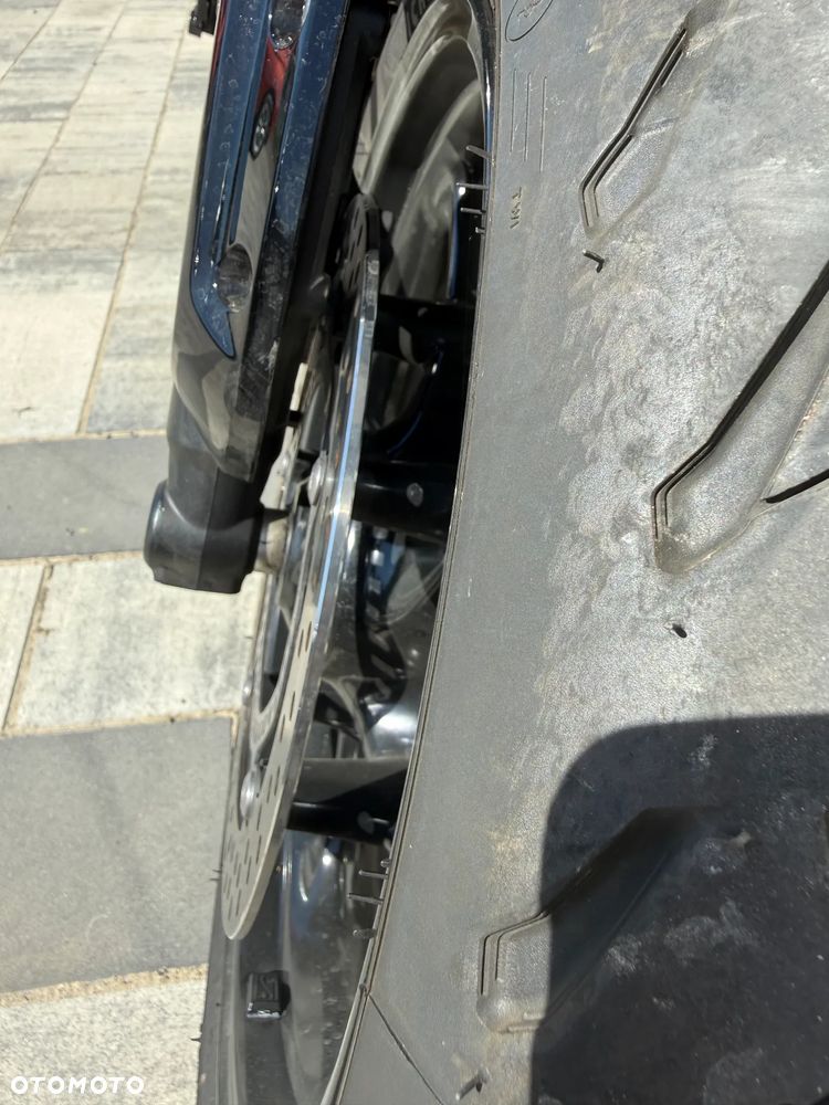 Triumph Trident - 10