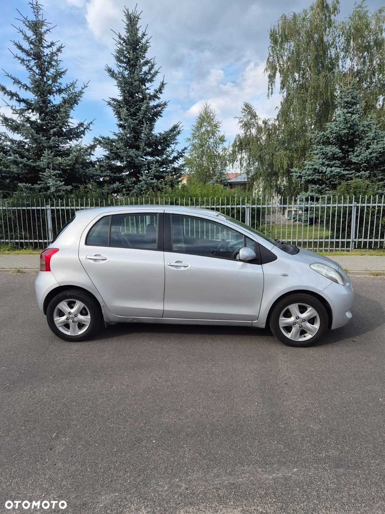Toyota Yaris - 3