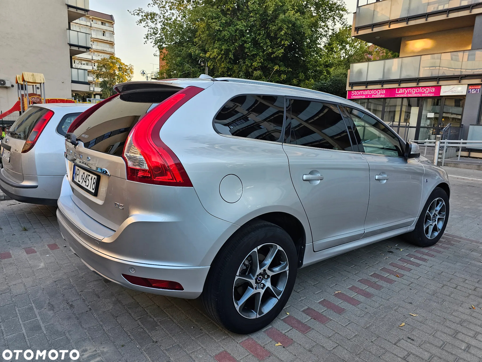 Volvo XC 60 D3 Drive-E Ocean Race - 38