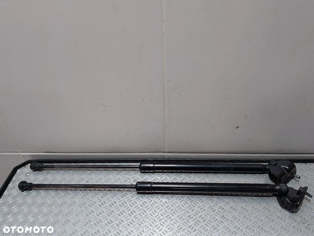 SIŁOWNIKI KLAPY BAGAŻNIKA SEAT LEON II 2 R2012 NR 1P9827550 - 3